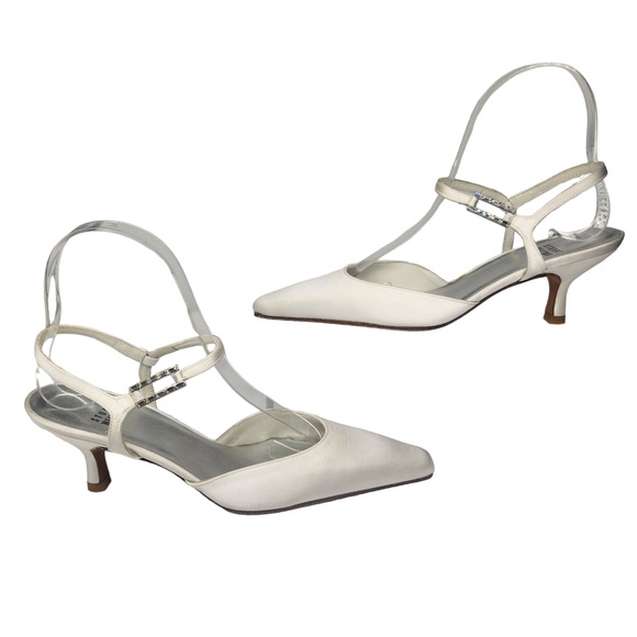 Stuart Weitzman Shoes Womens 5.5 White Satin Square Pointed Toe Jewel Bridal